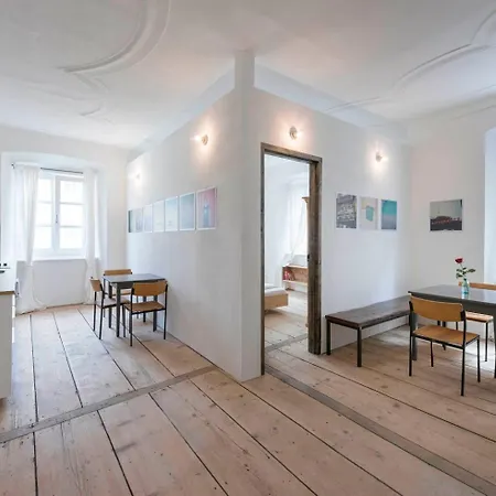 Das-hornsteiner 3* باساو