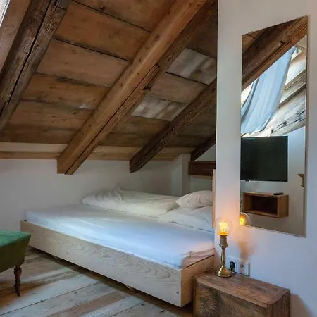 Das-hornsteiner Konukevi 3*
